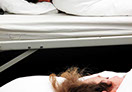 8 performer have been sleeping, 8 freiwillige Performerinnen/Performer schlafen 4 Stunden 5 Minuten lang bei der "GROSSE 2013".