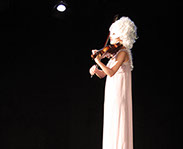 Violin: Jiae Park, Hwa-pyung Yoo FFT Theater Düsseldorf, Germany