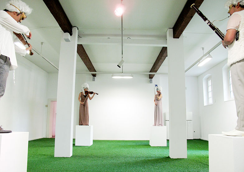 Violine 1: Myungeun Lee, Violine 2: Yeo-Jin Noh, Viola: Hyun Jin Kim, Bassoon: Kyung Hwan Choi