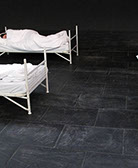 23 performer have been sleeping from 3 p.m. to 7 p.m. 23 freiwillige Performerinnen/Performer schlafen 4 Stunden lang bei der "1. Ruhrbiennale".